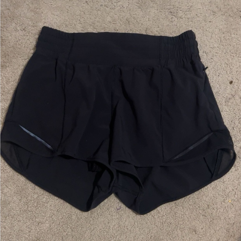 black high rise hotty hot shorts 2.5 inch